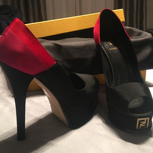 FENDI pumps like NEW size 38